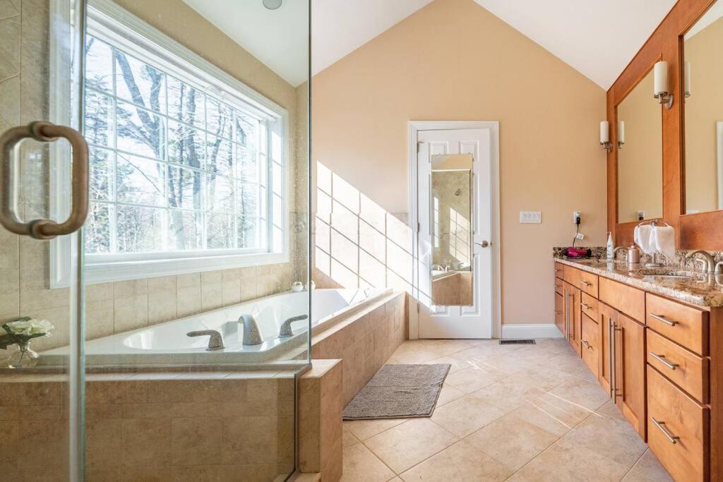 Luxury 4 Bedroom House In Pocono Mountains In Golf Course Near Lake Tobyhanna Zewnętrze zdjęcie