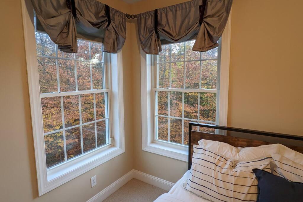 Luxury 4 Bedroom House In Pocono Mountains In Golf Course Near Lake Tobyhanna Zewnętrze zdjęcie