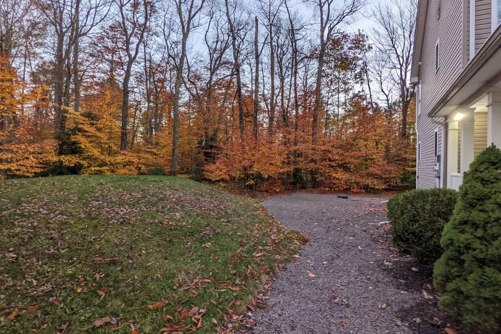 Luxury 4 Bedroom House In Pocono Mountains In Golf Course Near Lake Tobyhanna Zewnętrze zdjęcie