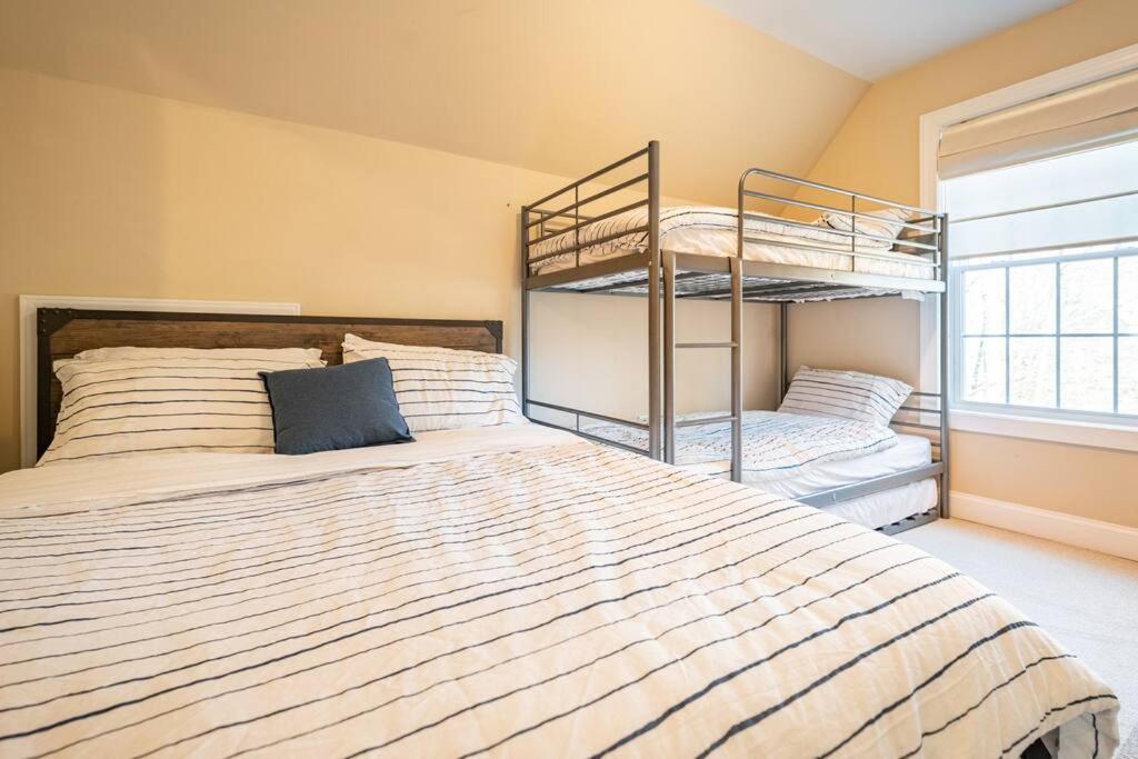 Luxury 4 Bedroom House In Pocono Mountains In Golf Course Near Lake Tobyhanna Zewnętrze zdjęcie