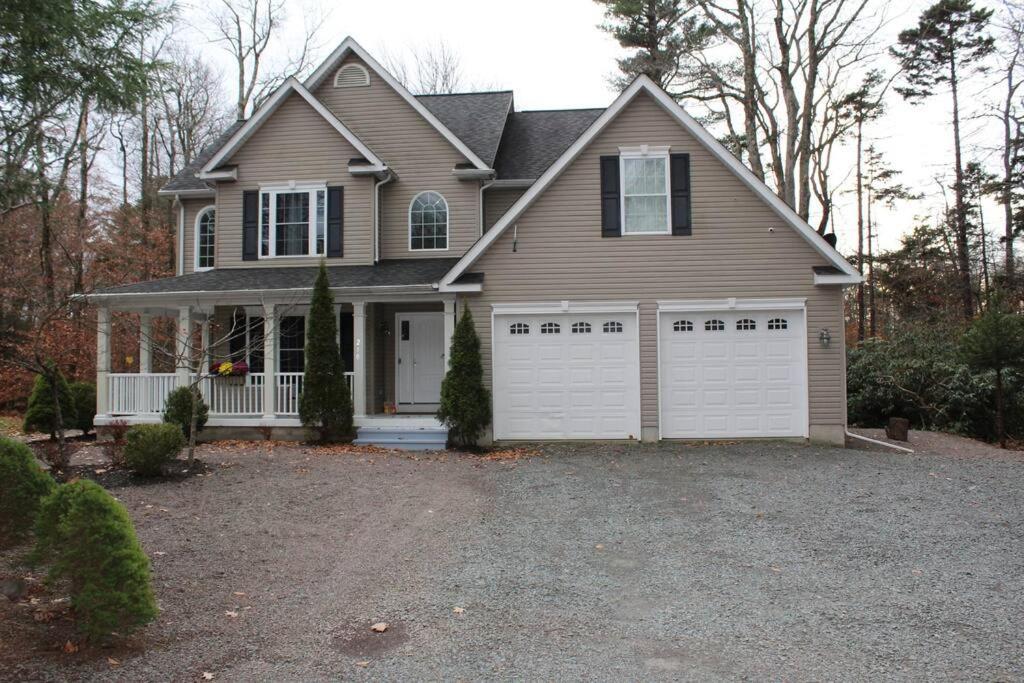 Luxury 4 Bedroom House In Pocono Mountains In Golf Course Near Lake Tobyhanna Zewnętrze zdjęcie